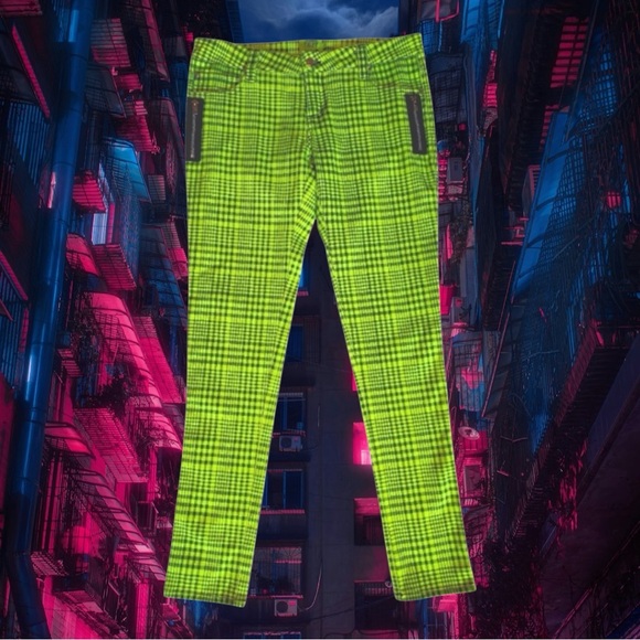 Tripp NYC NWOT Green & Black Plaid Skull Zipper Embellished Skinny Pants Size 9 - Picture 1 of 10
